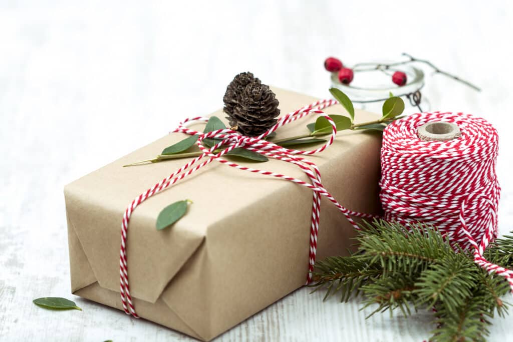 How to buy Inexpensive Gifts for Christmas